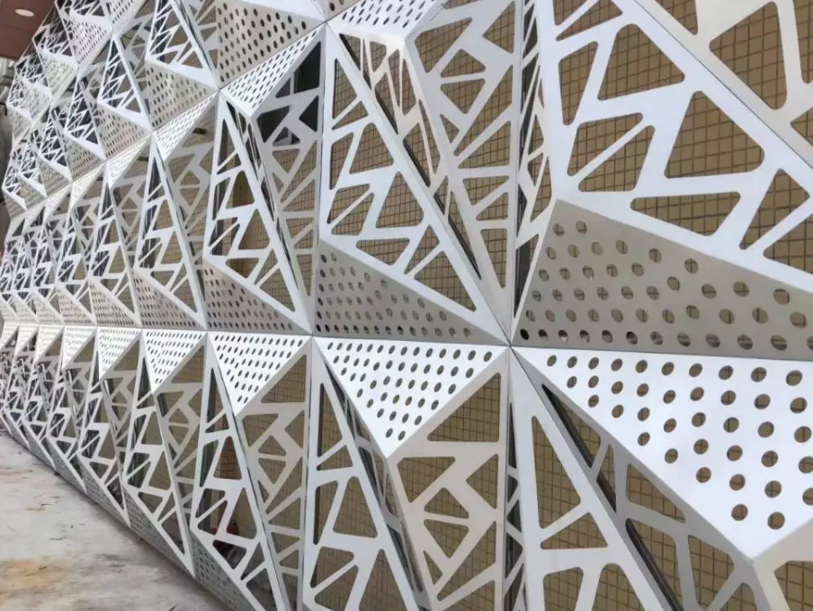 铝板幕墙的分类、工艺到施工验收