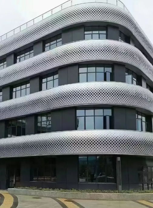 外墙铝单板清理必须留意哪些地方？